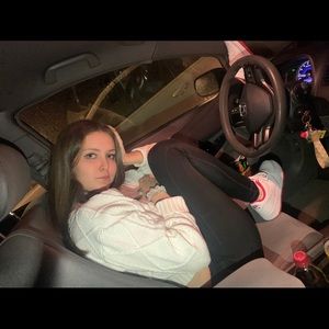 Meet your Posher, Laney